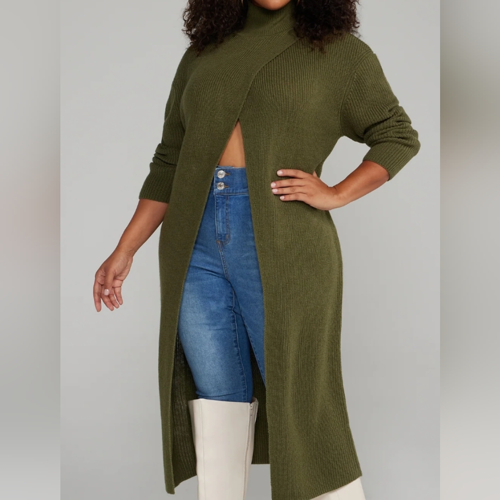 Fashion to Figure Sweater/Dress/Cardigan. Green. Size 2